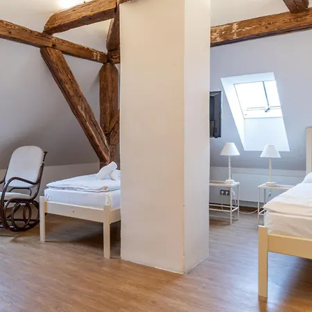 Zamek 3*