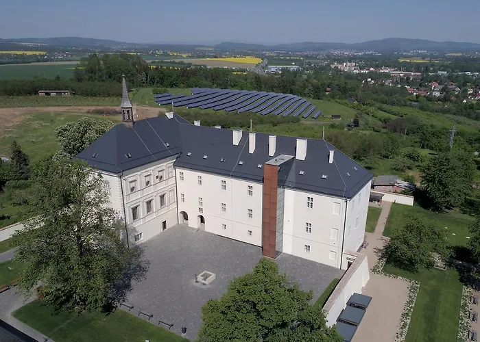Zamek 3* Svijany